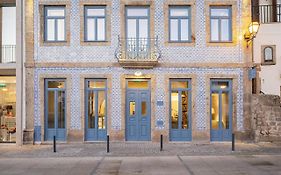 Loja Sr Costa by Casas com Estória Boutique Houses